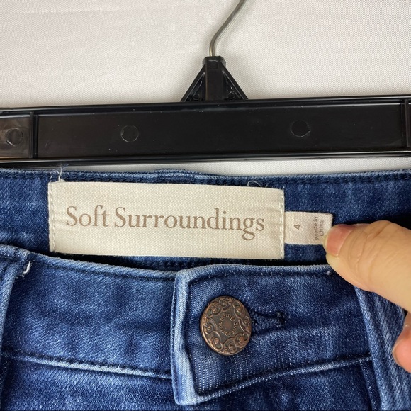 Soft surrounding mom jeans slim cut size 4 - Picture 3 of 6